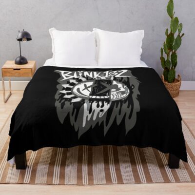 Bw Smiley Throw Blanket Official Blink 182 Band Merch