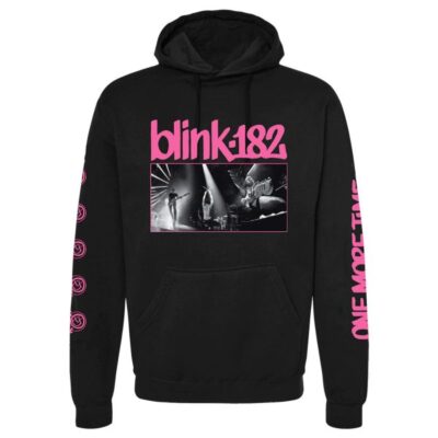 8 255656 600x600 1 - Blink 182 Band Store